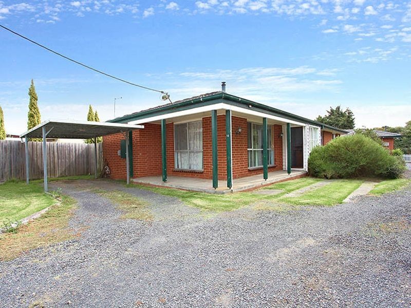 1 & 2/ 33 Jillian Street, Cranbourne VIC 3977