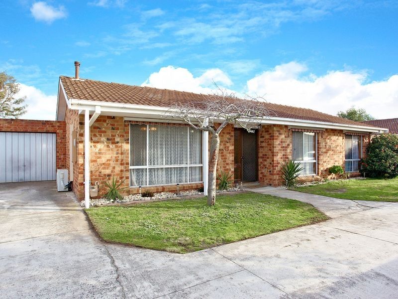 2/17 Fairfield Street, Cranbourne VIC 3977