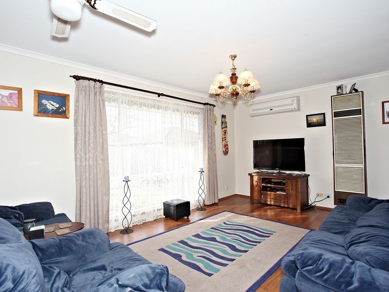 2/17 Fairfield Street, Cranbourne VIC 3977