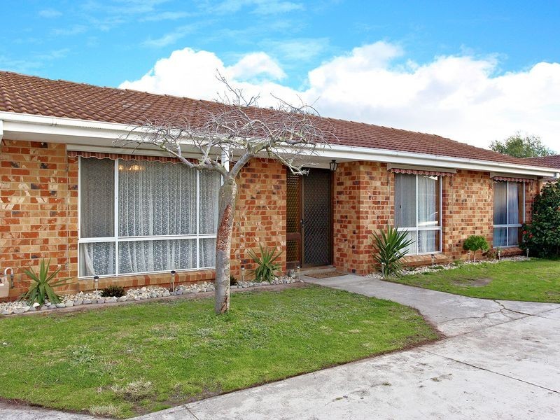 2/17 Fairfield Street, Cranbourne VIC 3977