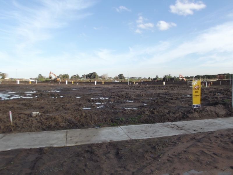 Lot 446 Connewarra Crescent, Cranbourne East VIC 3977