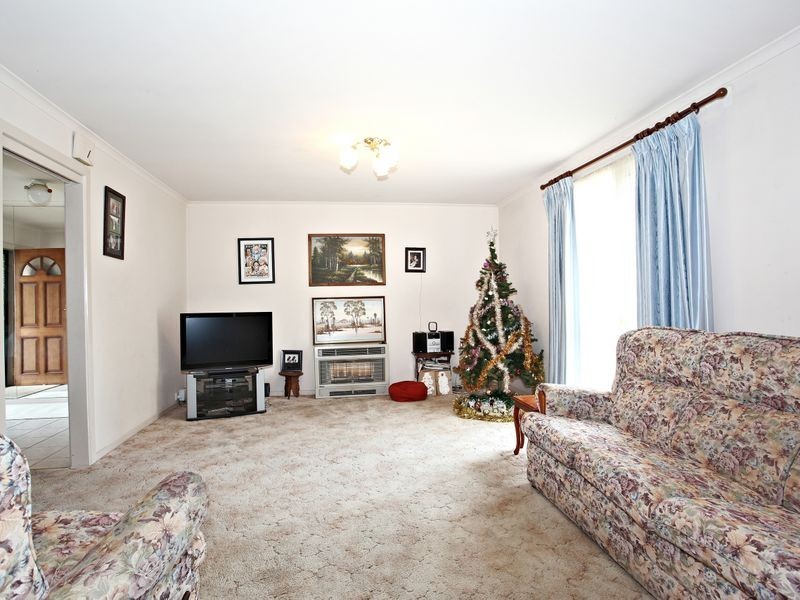 3 Elizabeth Street, Cranbourne North VIC 3977