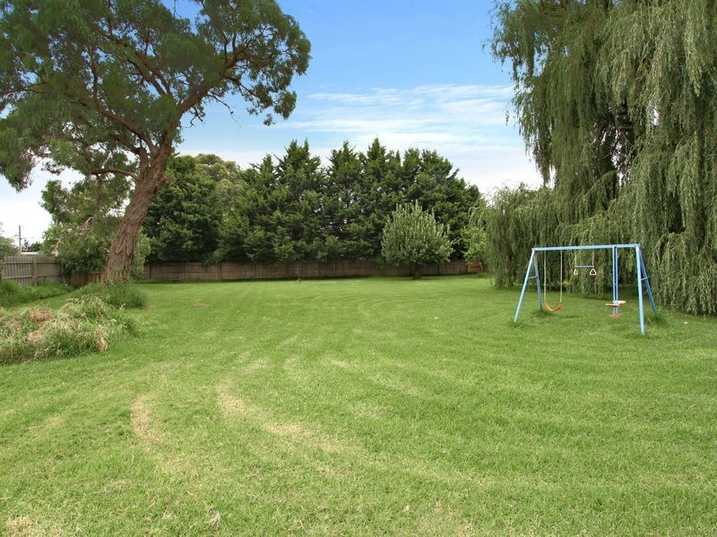 3 Elizabeth Street, Cranbourne North VIC 3977