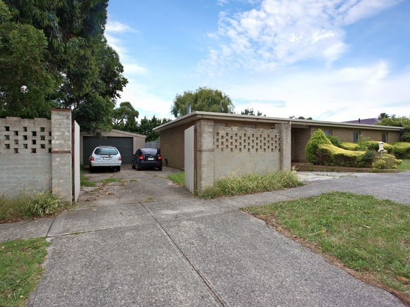 3 Elizabeth Street, Cranbourne North VIC 3977