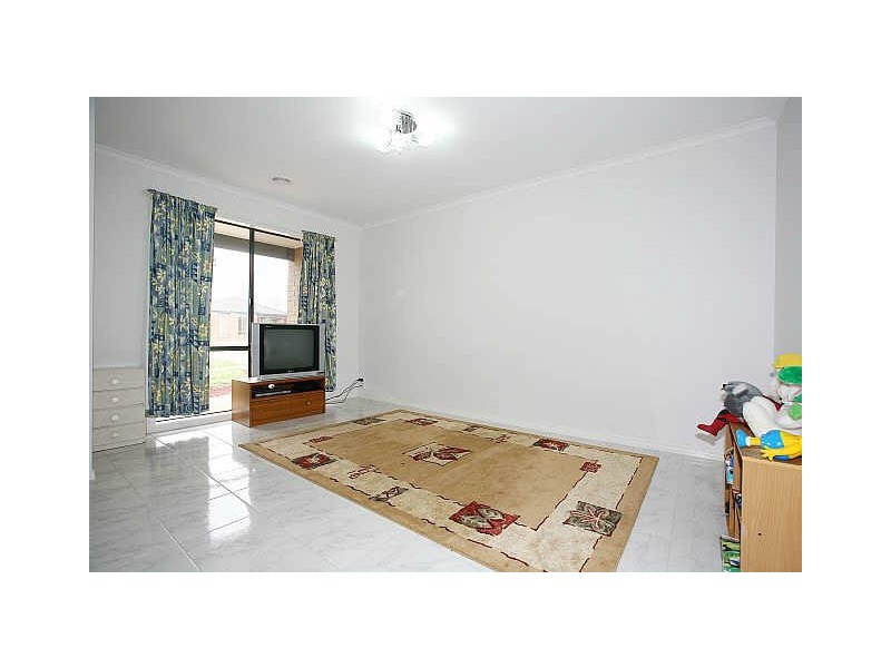 3 Baltic Way, Cranbourne VIC 3977