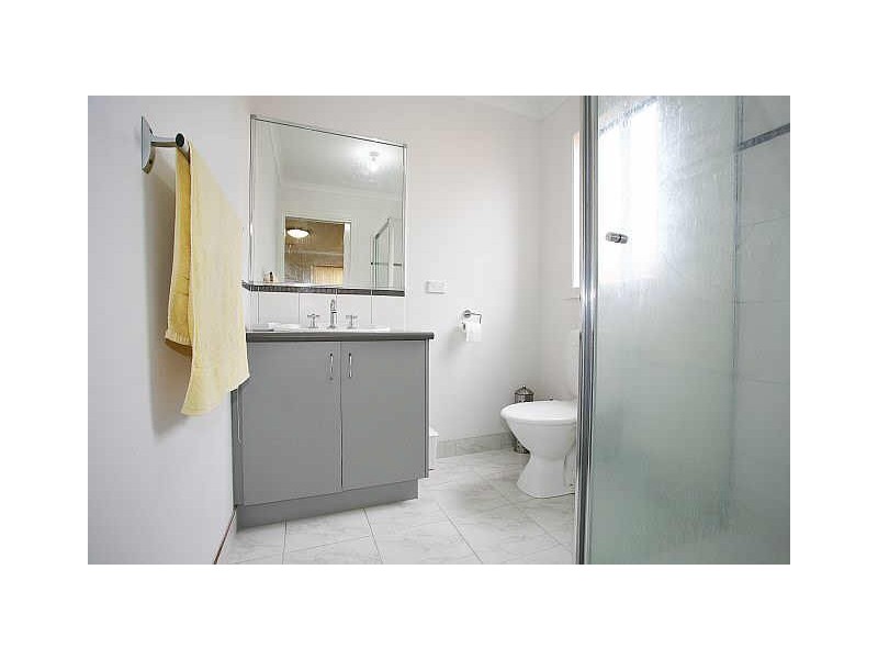 3 Baltic Way, Cranbourne VIC 3977