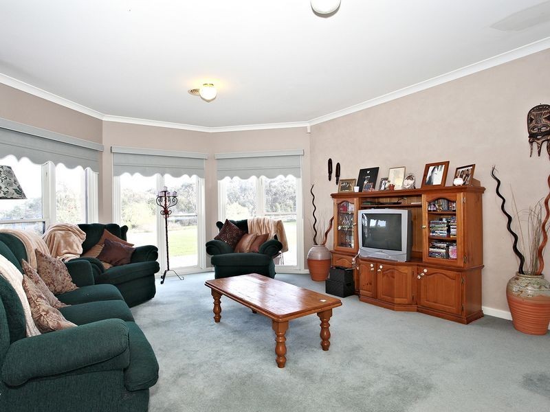 13-15 Walter Way, Cranbourne South VIC 3977