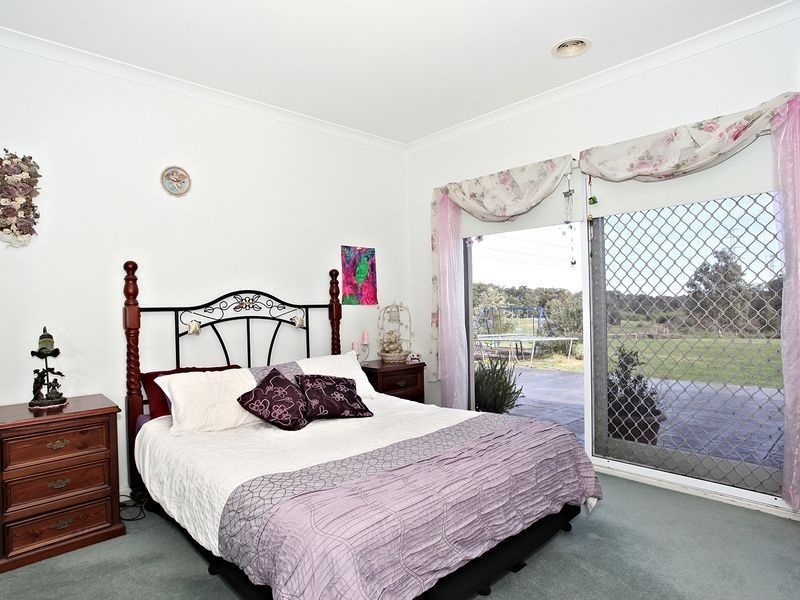 13-15 Walter Way, Cranbourne South VIC 3977