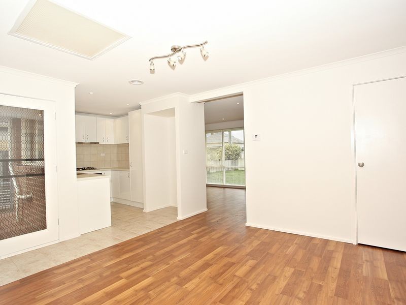 1/23 Clarendon Street, Cranbourne VIC 3977