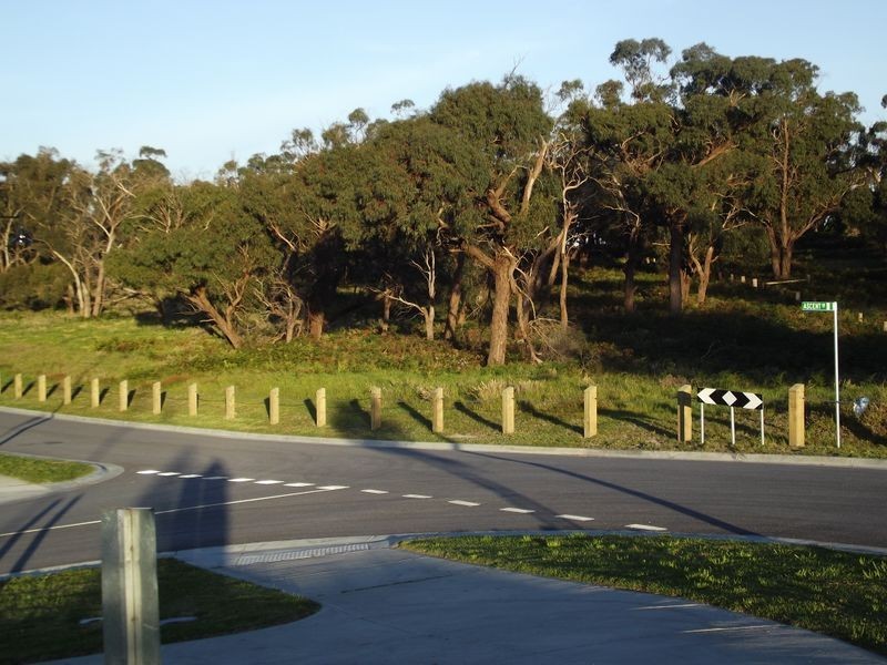 17 Ascent Drive, Cranbourne North VIC 3977