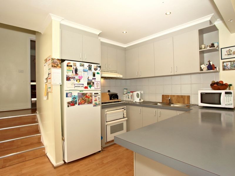 40 John Hunter Drive, Endeavour Hills VIC 3802