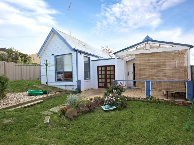 40 John Hunter Drive, Endeavour Hills VIC 3802