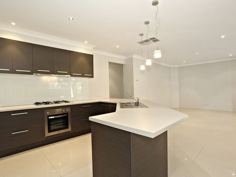 3 Brookwater Parade, Lyndhurst VIC 3975