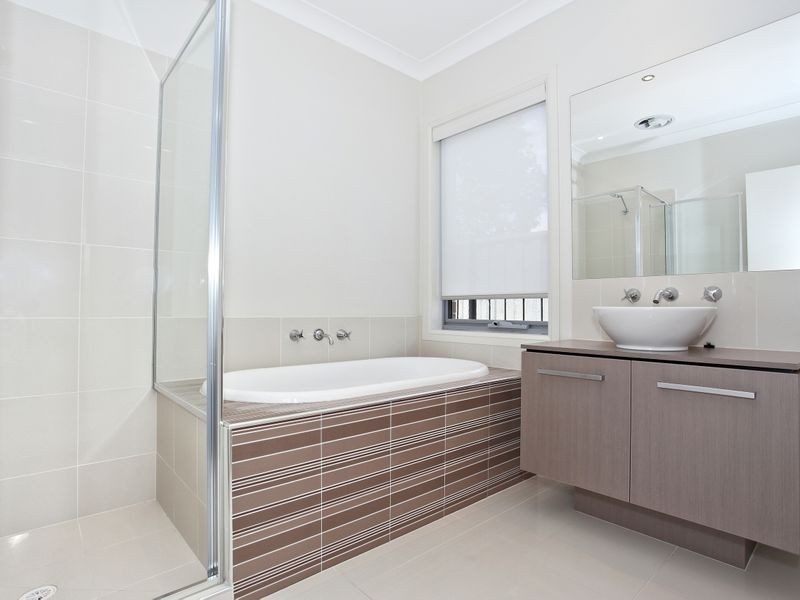 3 Brookwater Parade, Lyndhurst VIC 3975