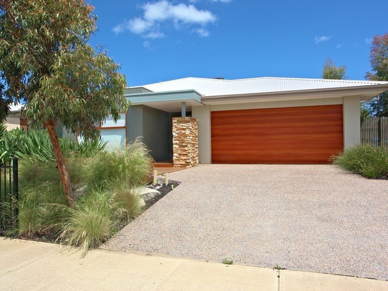 3 Brookwater Parade, Lyndhurst VIC 3975