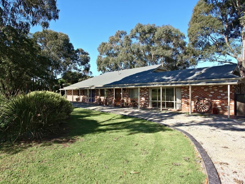 38 Mayfield Road, Cranbourne East VIC 3977