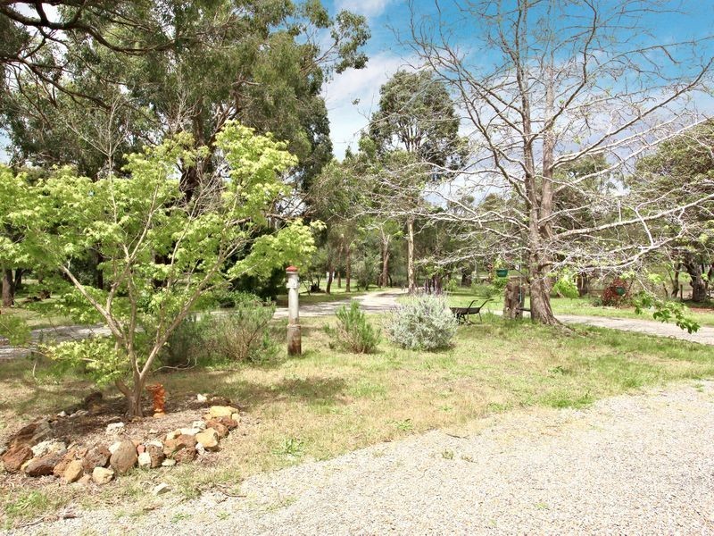 207 Smiths Lane, Cranbourne South VIC 3977