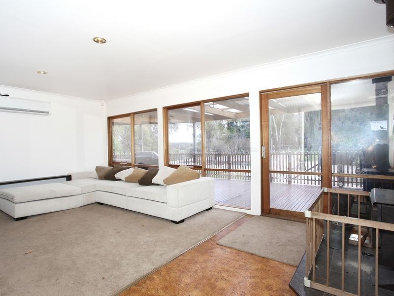 207 Smiths Lane, Cranbourne South VIC 3977