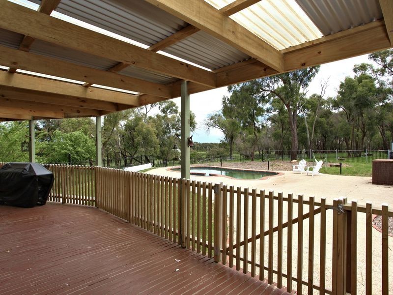 207 Smiths Lane, Cranbourne South VIC 3977