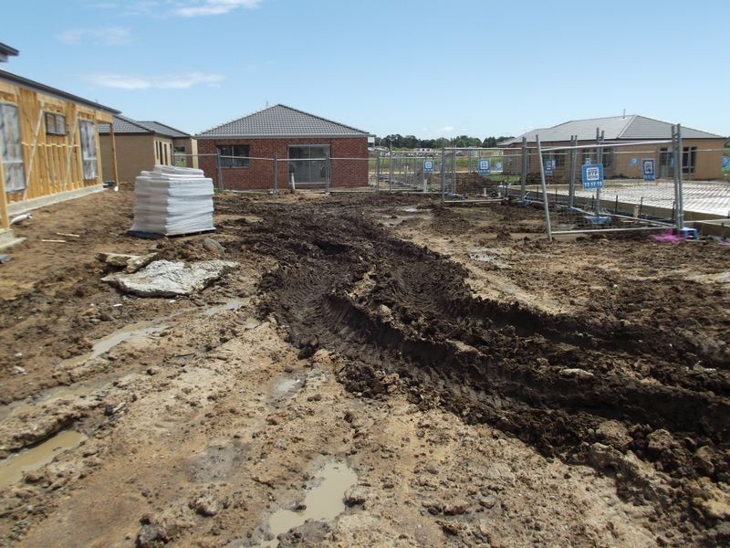 Lot 327 Connewarra Crescent, Clyde North VIC 3978