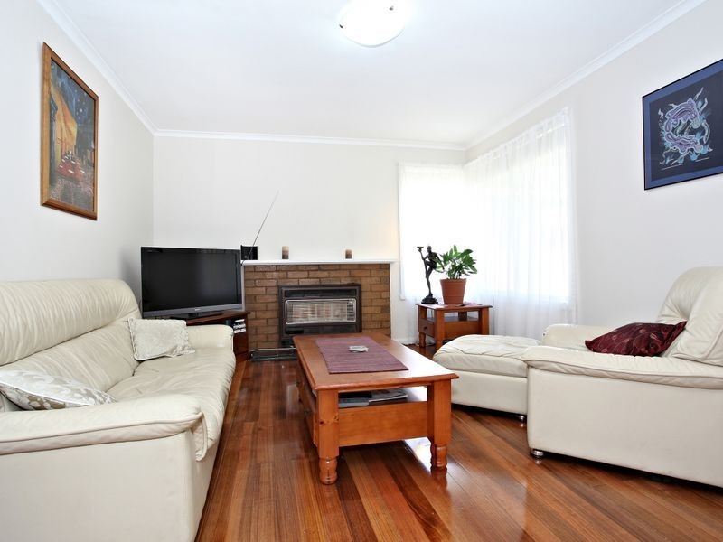 29 Bruce Street, Cranbourne VIC 3977