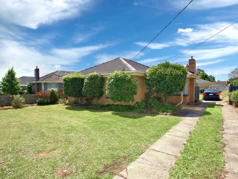 29 Bruce Street, Cranbourne VIC 3977