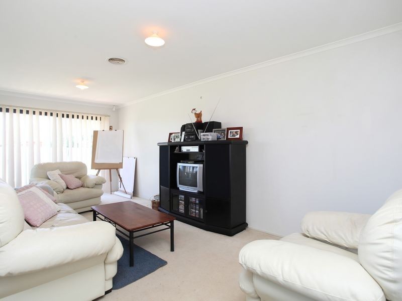 7 Kulkami Way, Cranbourne West VIC 3977