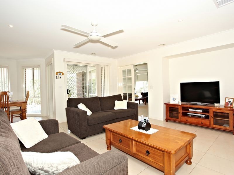 3 Durnoch Place, Cranbourne VIC 3977