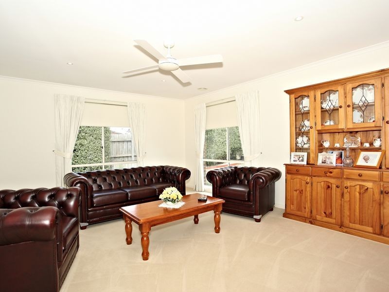 3 Durnoch Place, Cranbourne VIC 3977