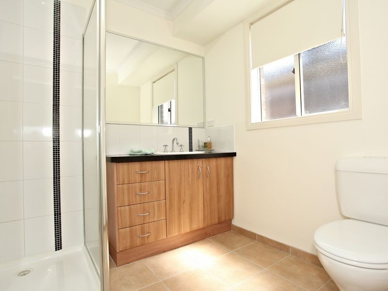 3 Durnoch Place, Cranbourne VIC 3977