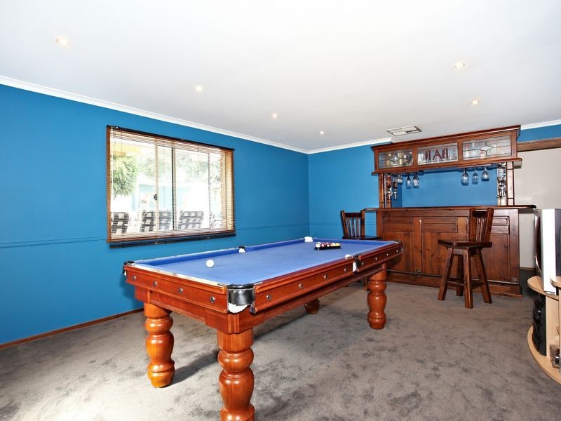 6 Barilla Court, Cranbourne VIC 3977