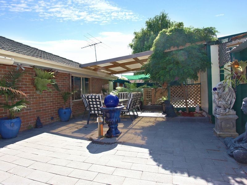 6 Barilla Court, Cranbourne VIC 3977