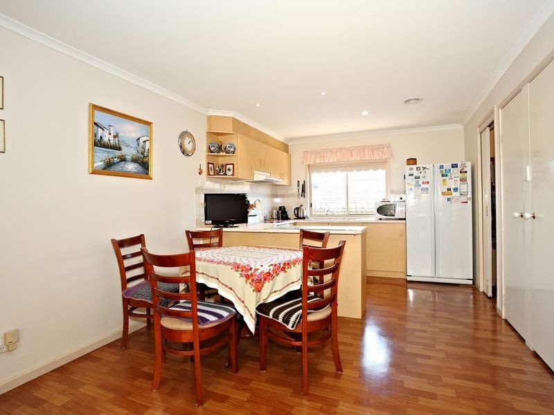 42 Bellarine Drive, Cranbourne VIC 3977