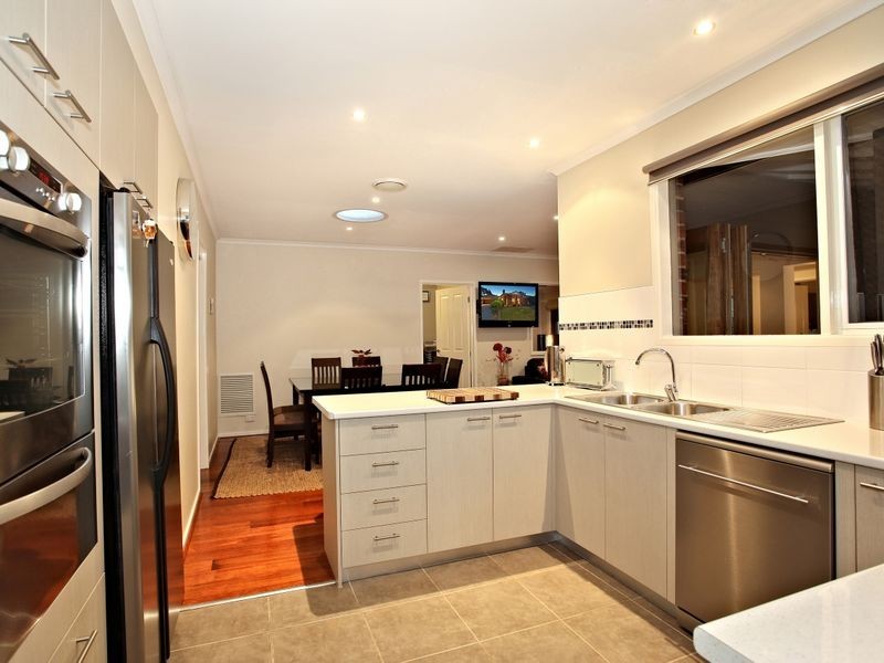 19 Barilla Court, Cranbourne VIC 3977