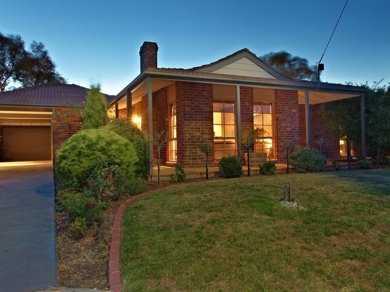 19 Barilla Court, Cranbourne VIC 3977