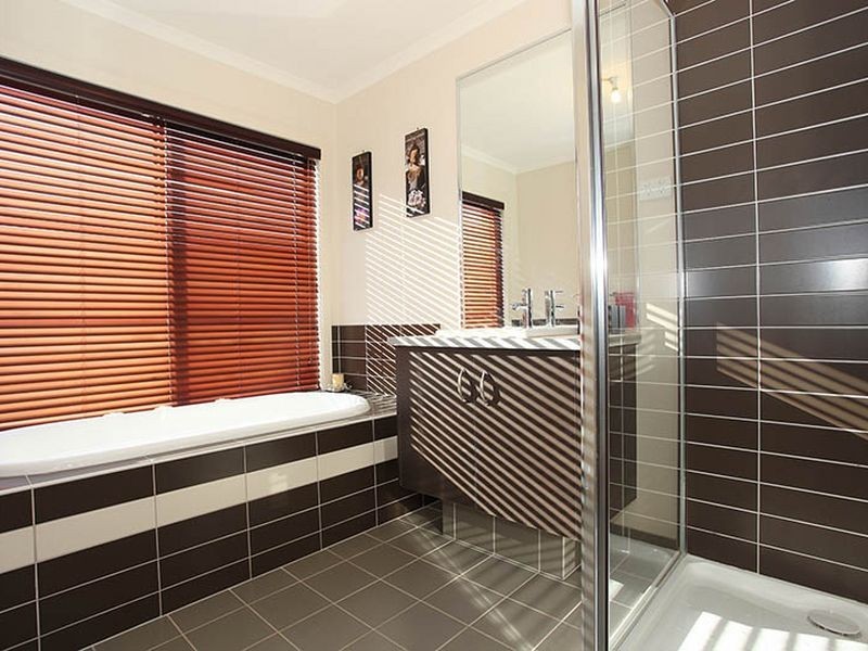 23 Ferndown Drive, Cranbourne VIC 3977