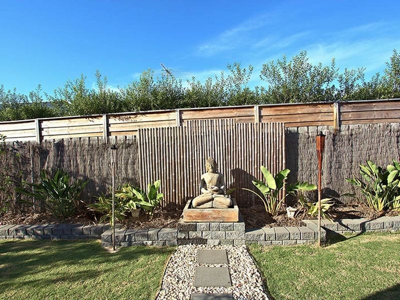 23 Ferndown Drive, Cranbourne VIC 3977