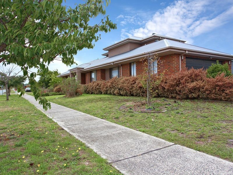 54 – 56 Cherry Hills Drive, Cranbourne VIC 3977