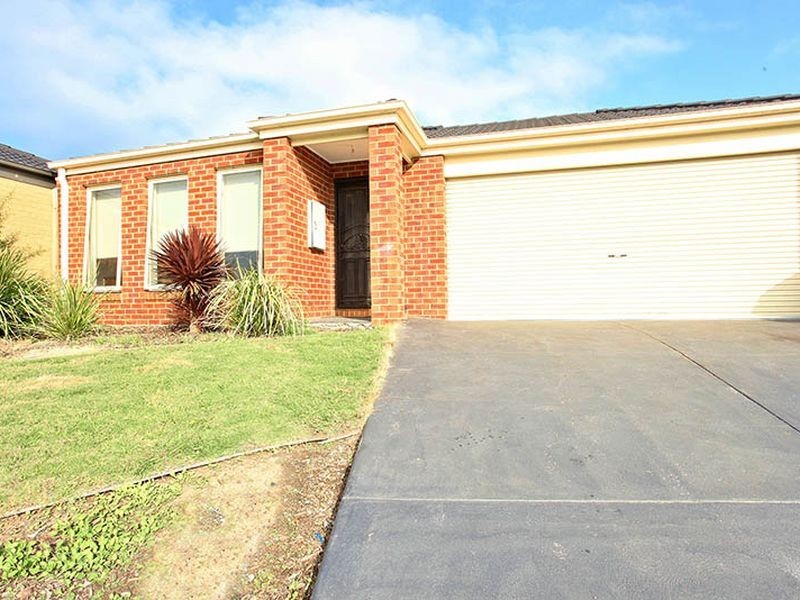 48 Tipperary Circuit, Pakenham VIC 3810