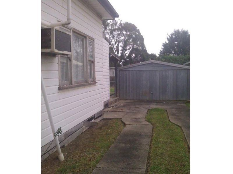 33 Taylor Street, Cranbourne VIC 3977