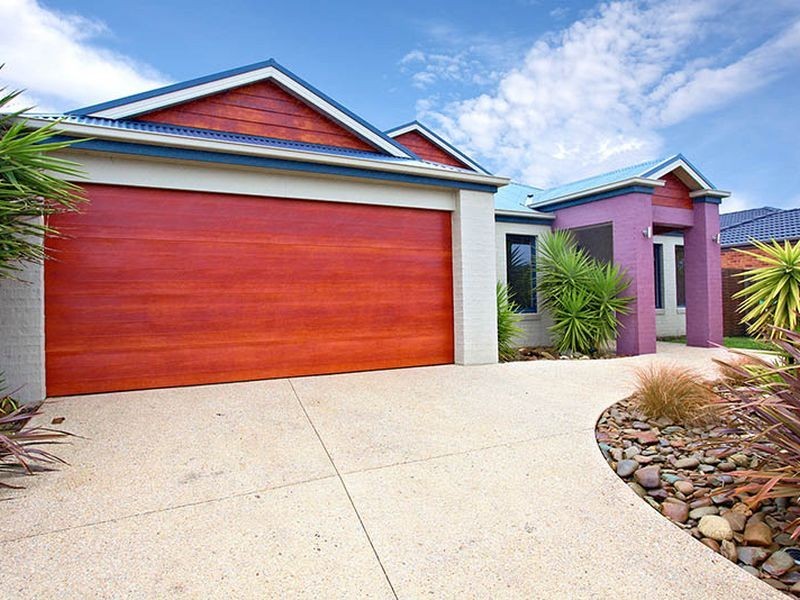 4 Faldo Place, Cranbourne North VIC 3977