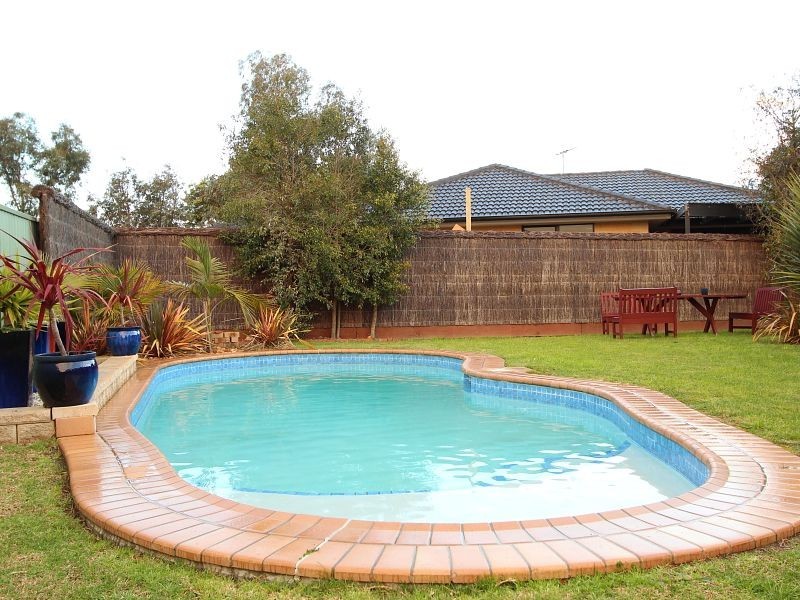 19 Greenock Crescent, Cranbourne VIC 3977