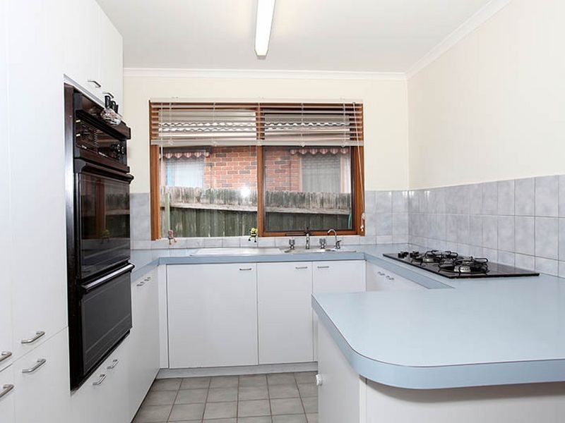 3 Walnut Court, Cranbourne North VIC 3977