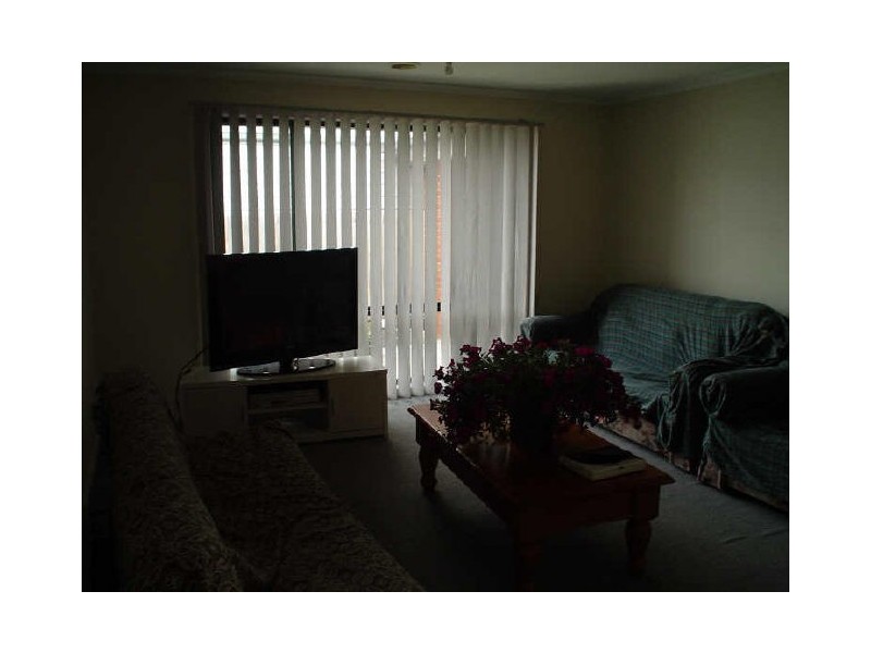 1 Tauna Place, Cranbourne VIC 3977