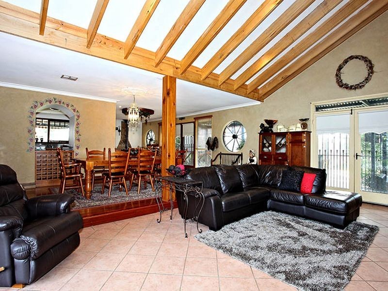 85 Roslyn Road, Cranbourne South VIC 3977