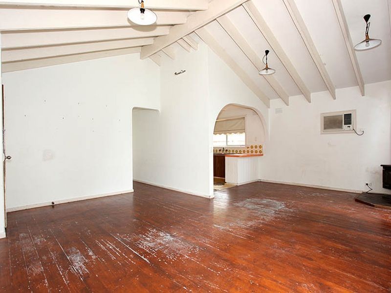 10 Virginia Street, Cranbourne VIC 3977