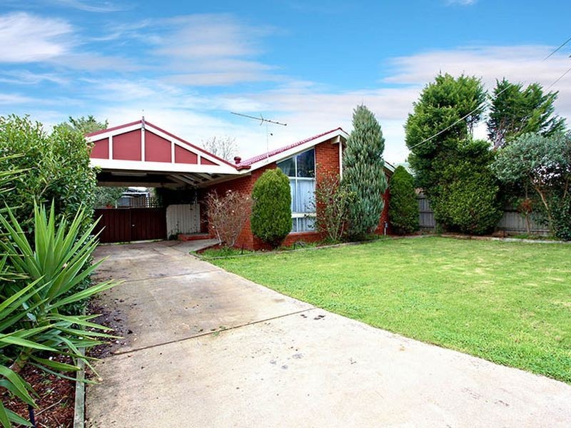 10 Virginia Street, Cranbourne VIC 3977