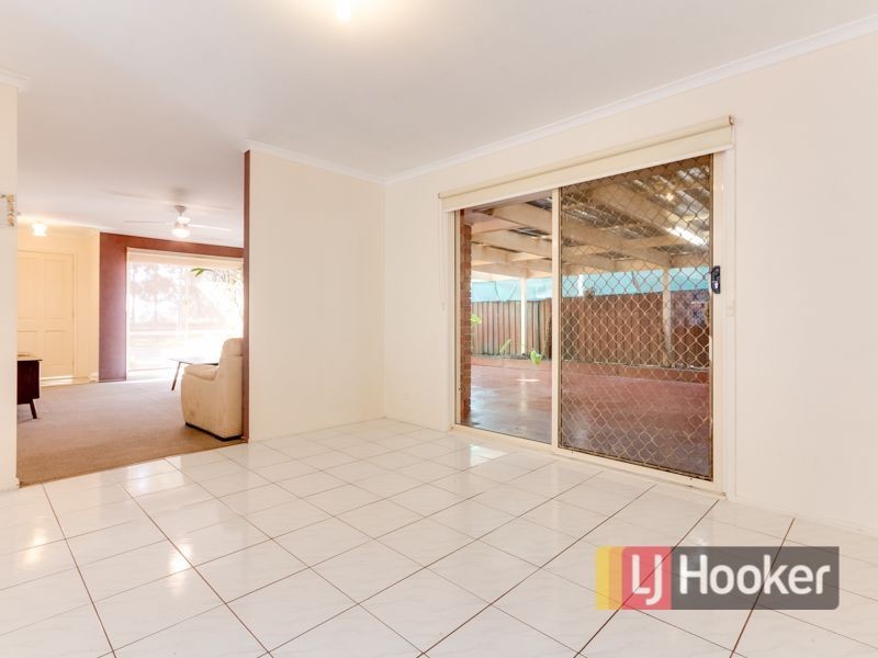 26 Allemby Drive, Cranbourne West VIC 3977