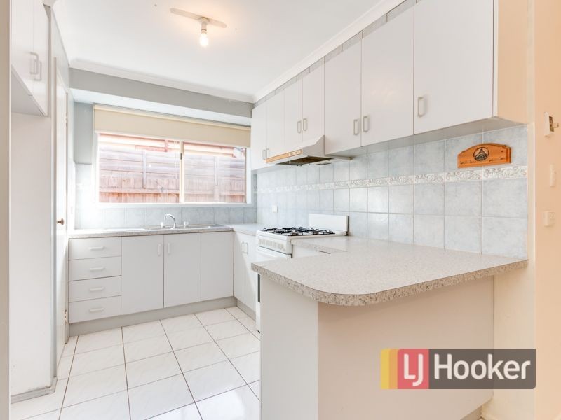 26 Allemby Drive, Cranbourne West VIC 3977