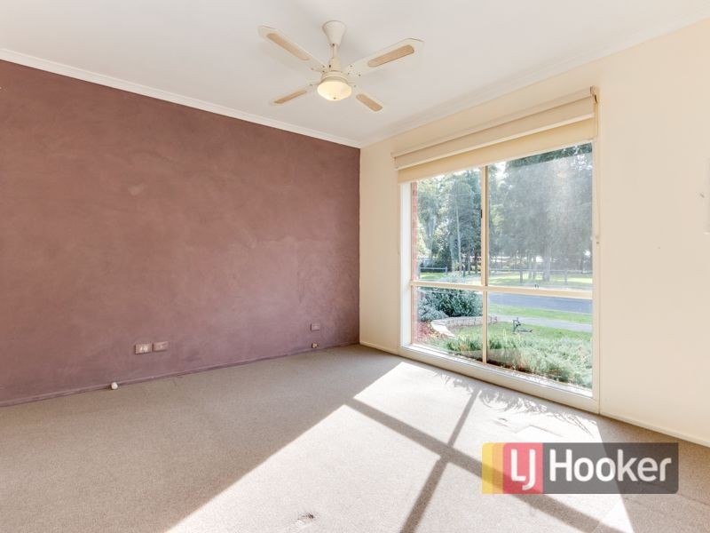 26 Allemby Drive, Cranbourne West VIC 3977